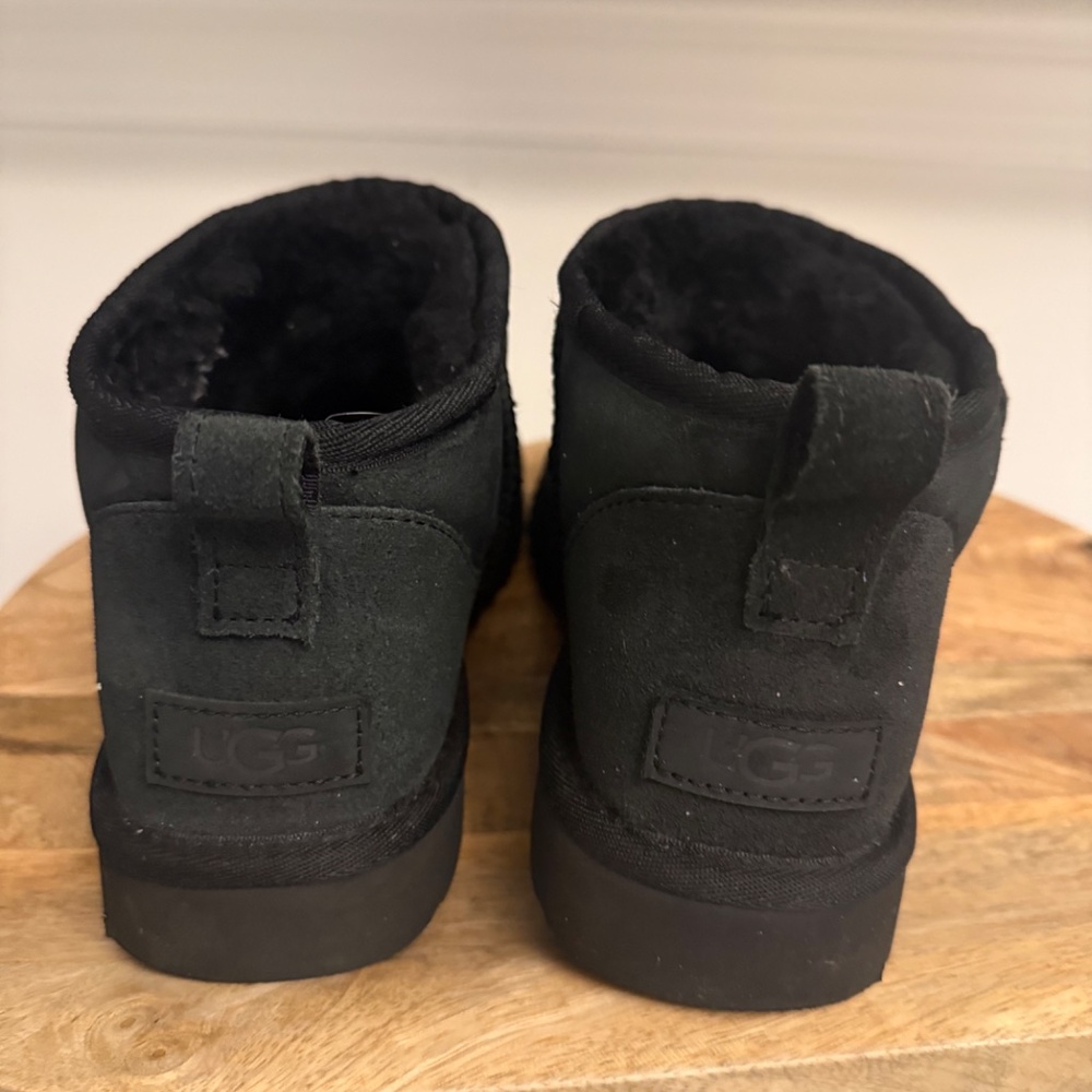 Ugg Women Boots Size 10 - Picture 5 of 7